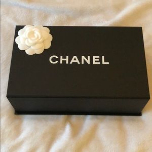 Chanel magnetic box